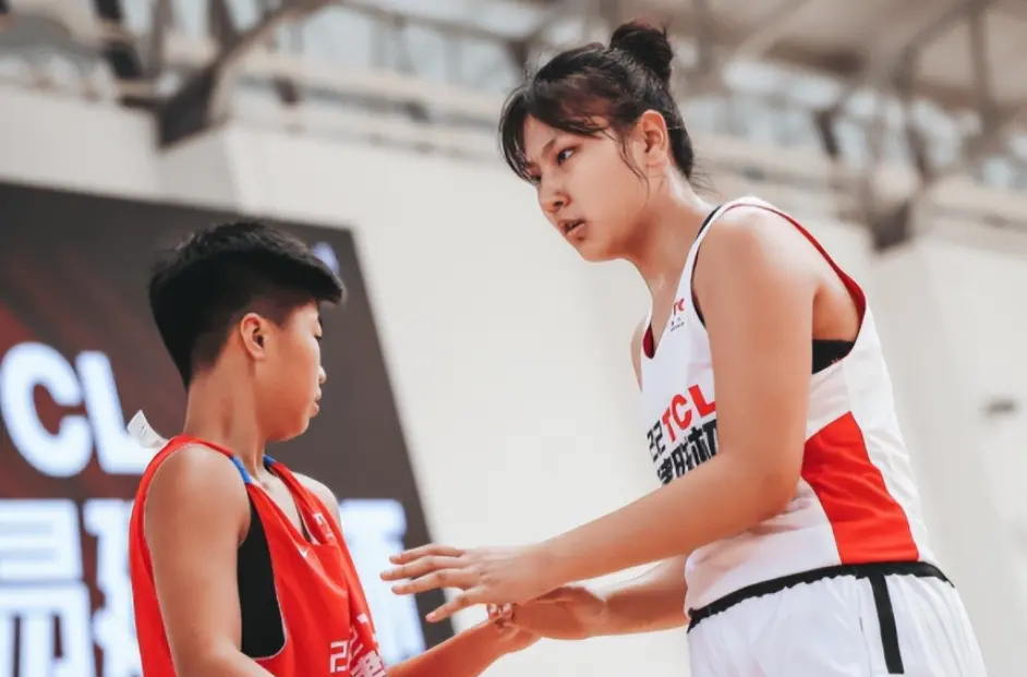 也让中国队, 李玉乾虽然