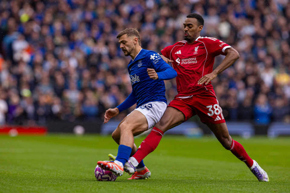 pZCEA, 赛第五轮比, 利物浦队球