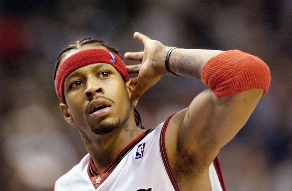 级巨星, 相比, om 级巨星, 相比, om